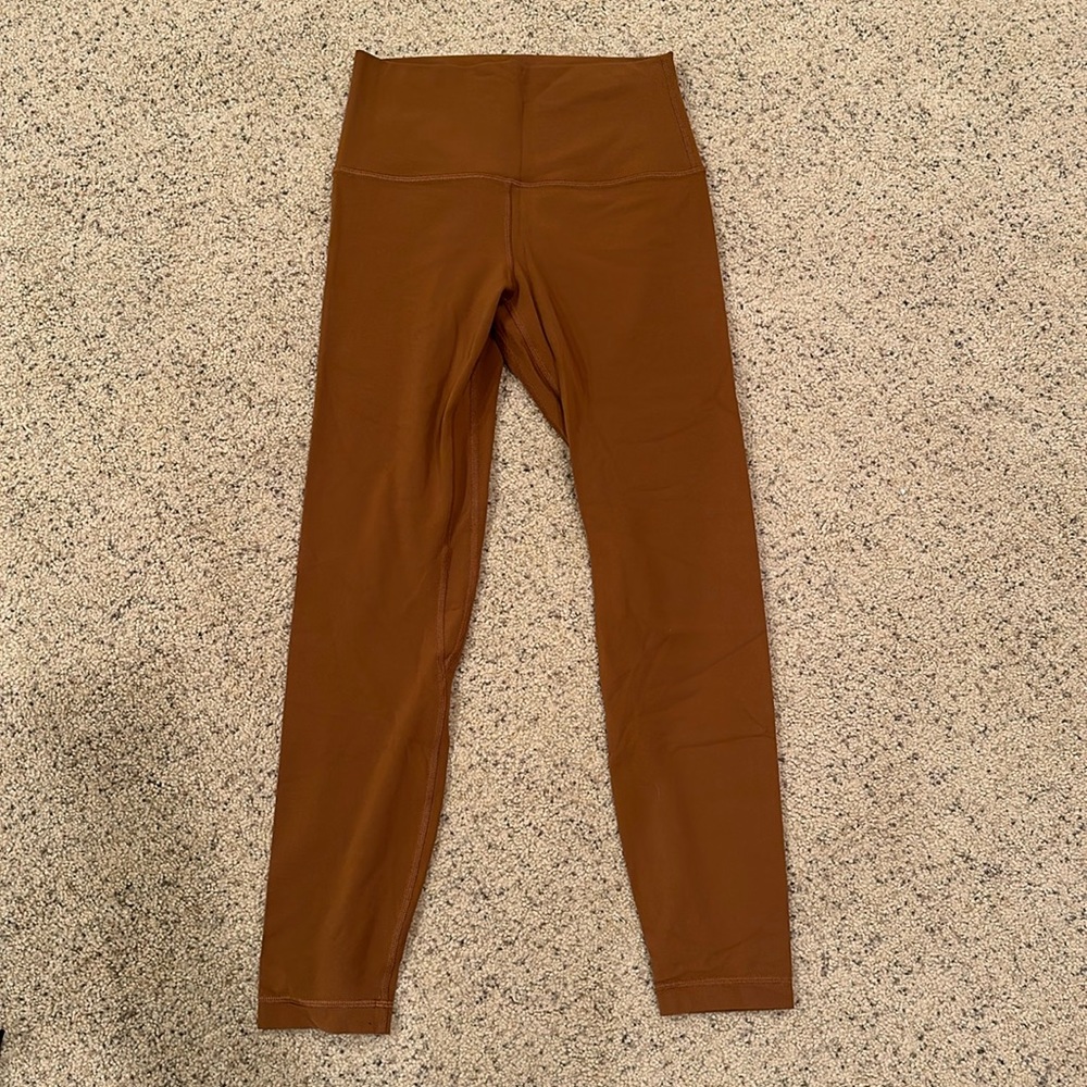 Like New lululemon align pants 25”